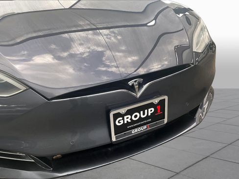 Used 2018 Tesla Model S 75D AWD/4WD image 29