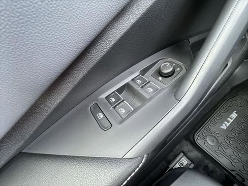 New 2026 Volkswagen Jetta SEL FWD image 13