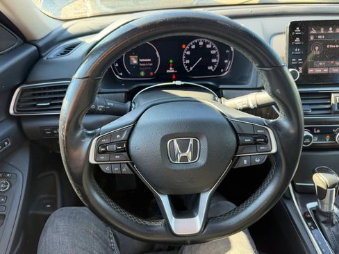 Used 2018 Honda Accord EX-L image 19