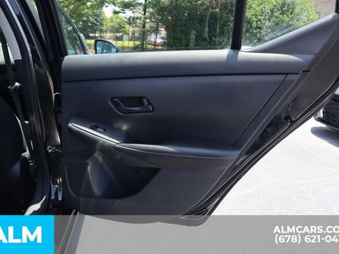 Used 2024 Nissan Sentra SV FWD image 23