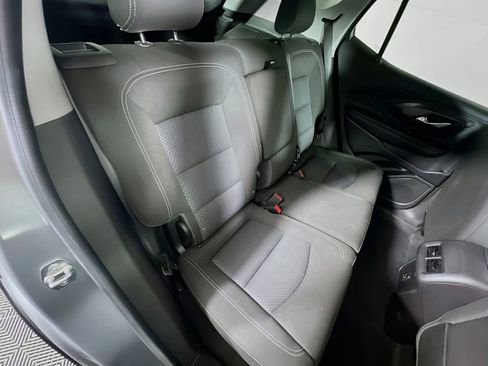Used 2024 GMC Terrain SLE FWD image 24