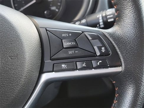 Used 2021 Nissan Kicks SR image 29