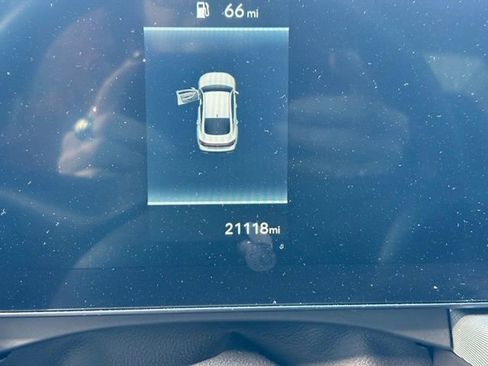 Used 2025 Hyundai Sonata SE image 14