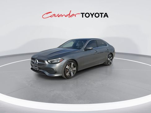 Used 2025 Mercedes-Benz C 300 Sedan image 4