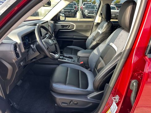 New 2025 Ford Bronco Sport Outer Banks w/ Outer Banks Tech Package+ image 9