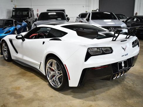 Used 2019 Chevrolet Corvette ZR1 RWD image 10