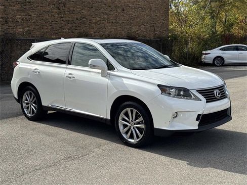 Used 2015 Lexus RX 450h FWD image 3