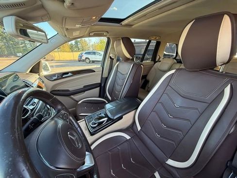 Used 2017 Mercedes-Benz GLS 450 4MATIC image 9