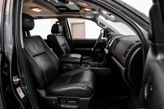 Used 2021 Toyota Sequoia TRD Pro AWD/4WD image 33