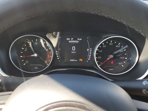 Used 2021 Jeep Compass Latitude image 25