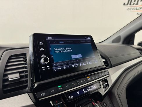 Used 2025 Honda Odyssey Sport-L image 24