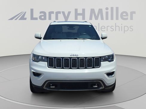 Used 2018 Jeep Grand Cherokee Limited AWD/4WD image 8