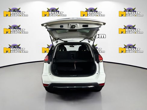 Used 2020 Nissan Rogue S image 25