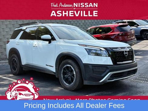 Used 2025 Nissan Pathfinder Rock Creek AWD/4WD image 1