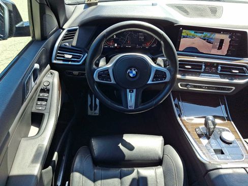 Used 2019 BMW X5 xDrive40i w/ M Sport Package AWD/4WD image 12