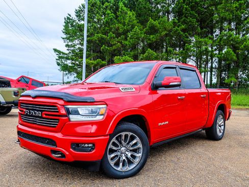 Used 2021 RAM 1500 Laramie w/ Laramie Southwest Edition RWD image 1