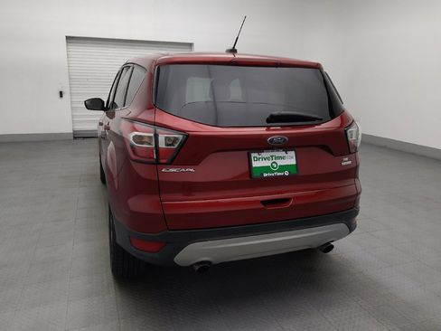 Used 2017 Ford Escape SE FWD image 6