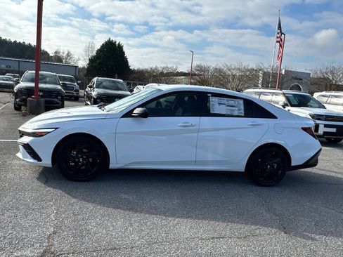 New 2026 Hyundai Elantra Sport image 2