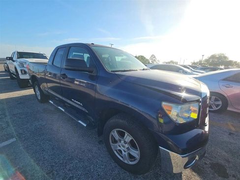 Used 2011 Toyota Tundra 2WD Double Cab w/ SR5 Pkg image 3