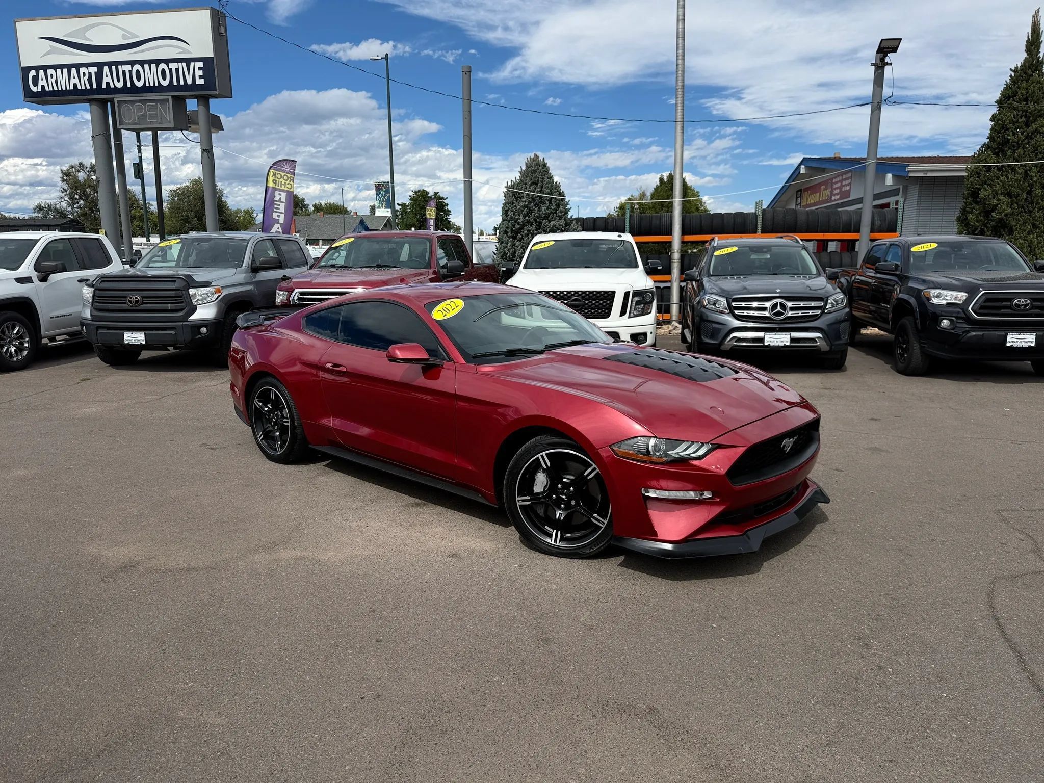 Used 2022 Ford Mustang GT Premium w/ Equipment Group 401A RWD image 2