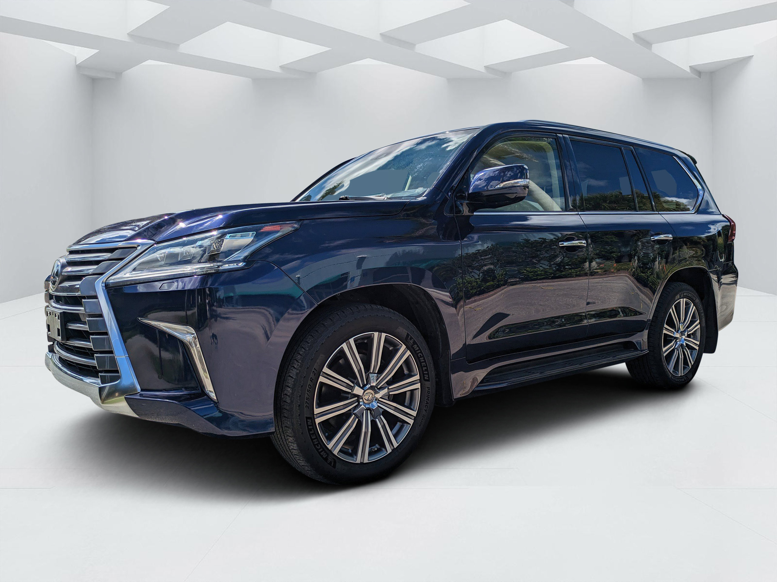 Used 2017 Lexus LX 570 4WD w/ Luxury Package image 7