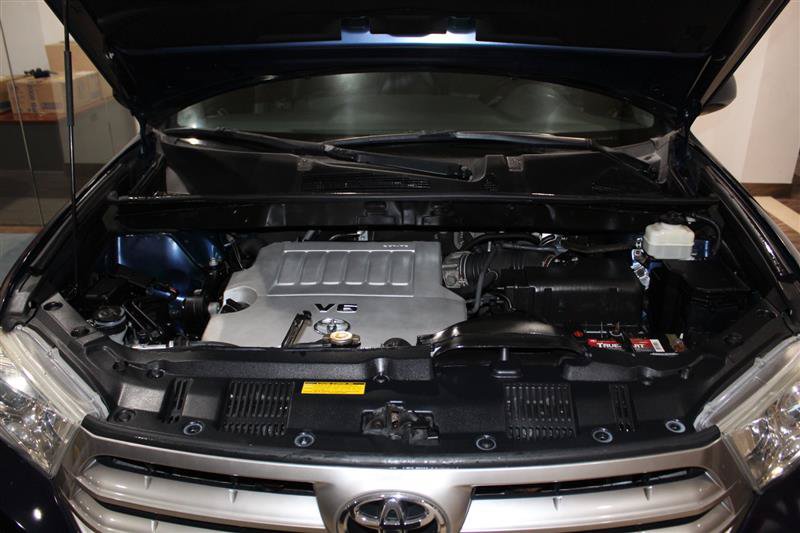 Used 2013 Toyota Highlander Limited FWD image 13