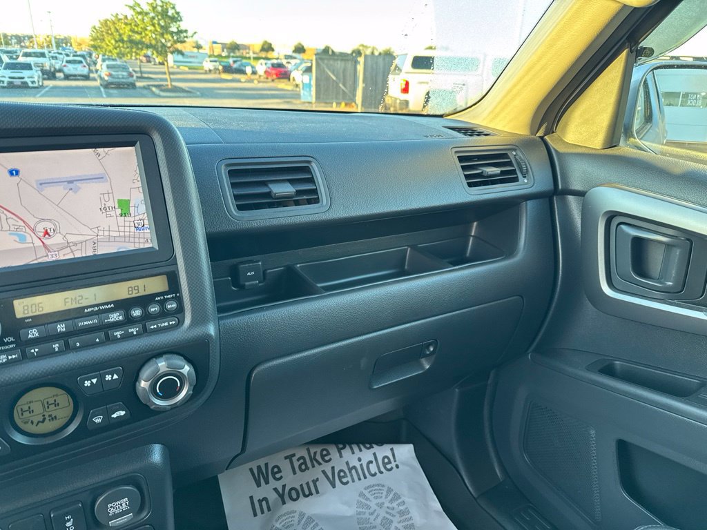 Used 2014 Honda Ridgeline SE image 28