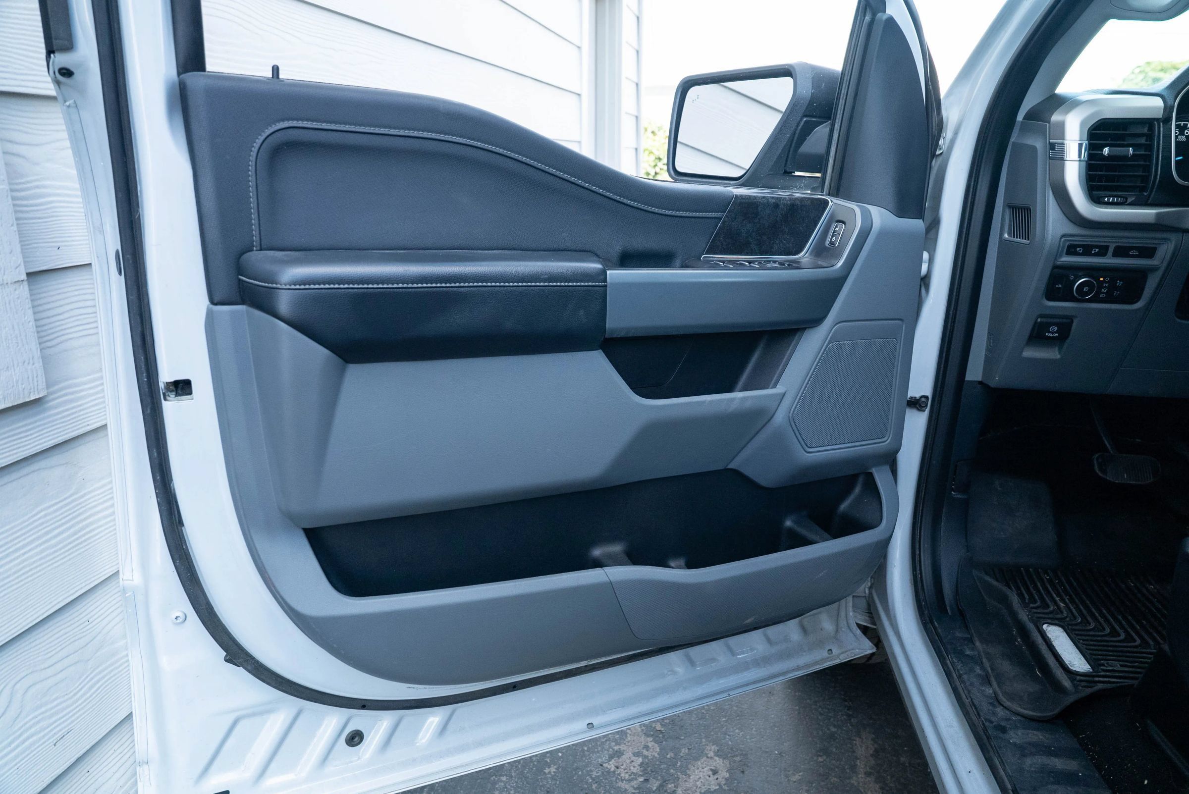 Used 2022 Ford F150 XLT AWD/4WD image 21