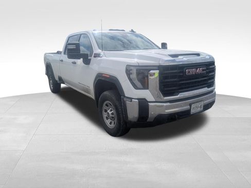 Used 2025 GMC Sierra 3500 Pro w/ 1SA Pro Safety Plus Package AWD/4WD image 2