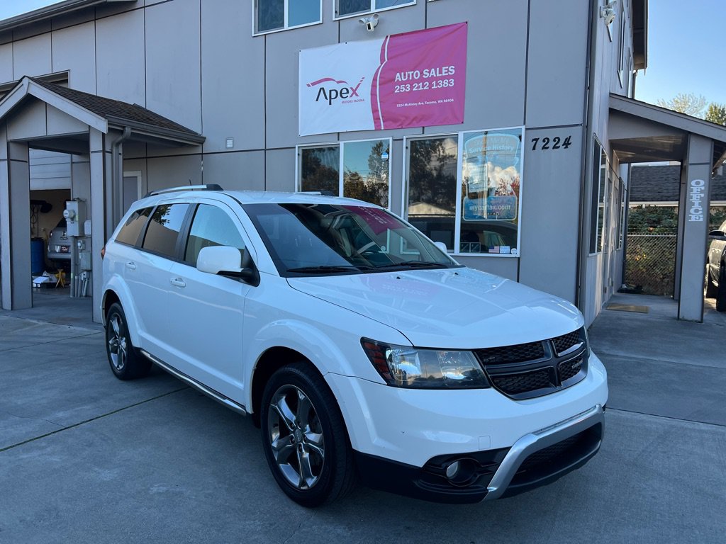 Used 2016 Dodge Journey Crossroad FWD image 1
