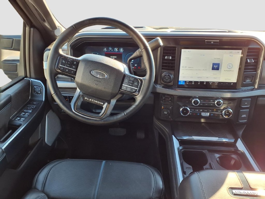 Certified 2025 Ford F350 Platinum AWD/4WD image 9