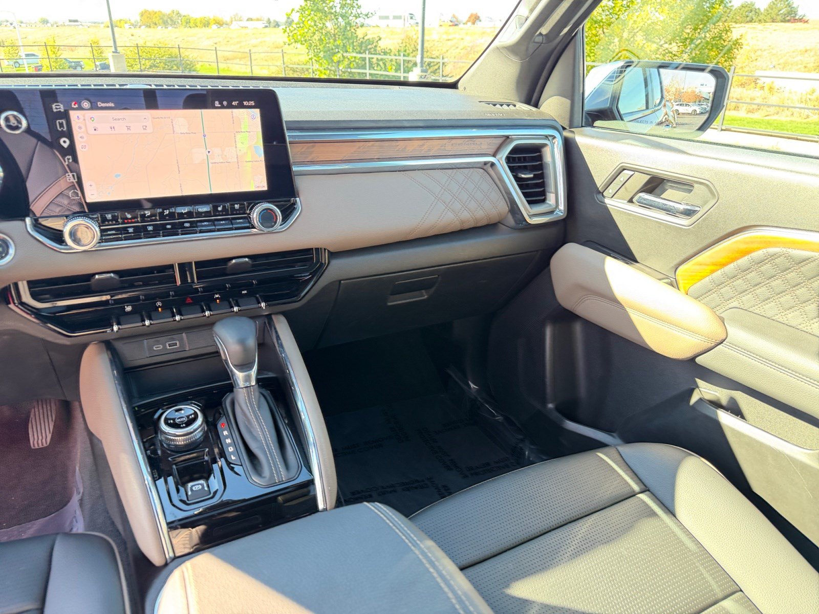 Used 2024 GMC Canyon Denali AWD/4WD image 19