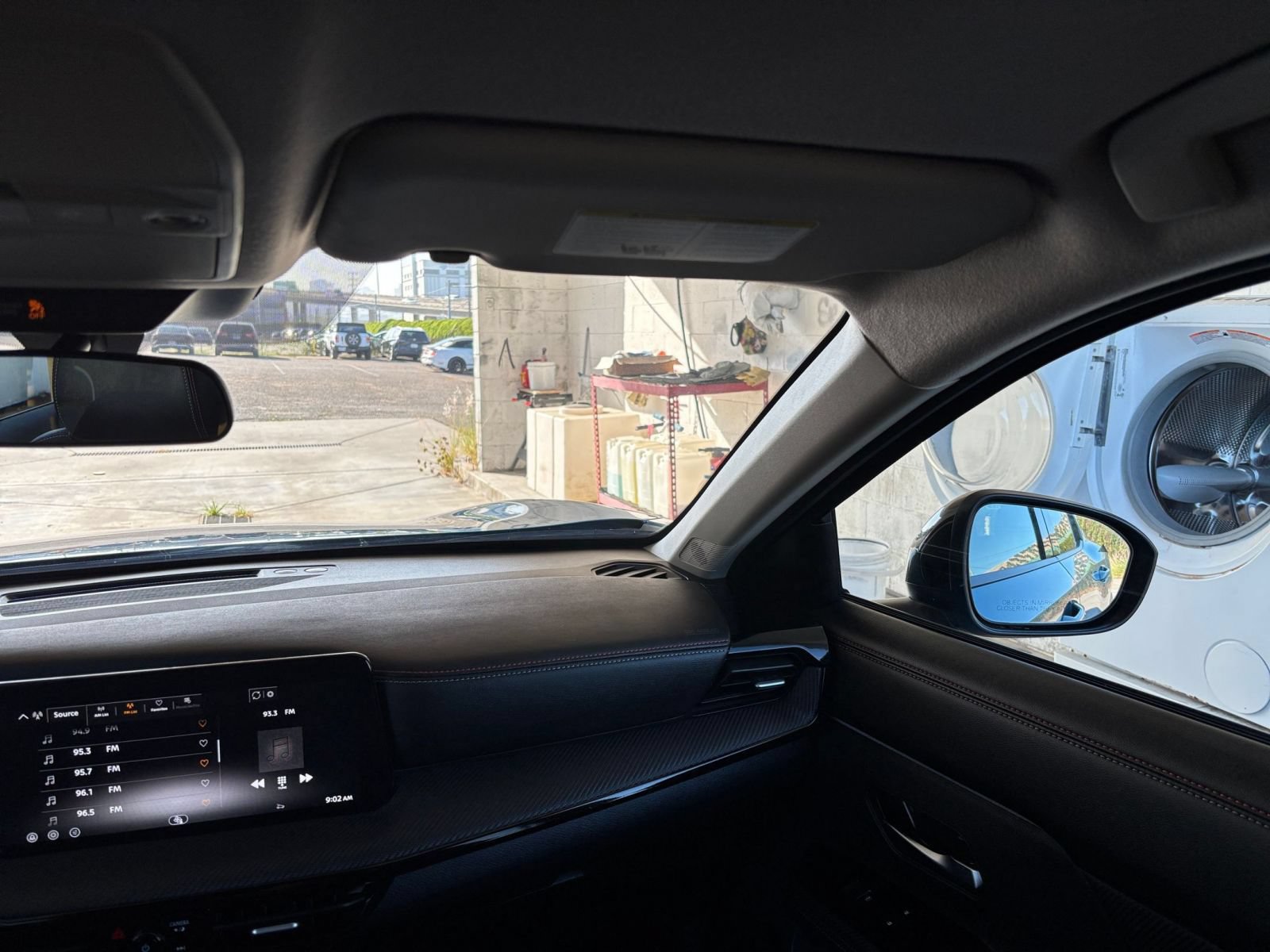 Used 2026 Nissan Kicks SR FWD image 33