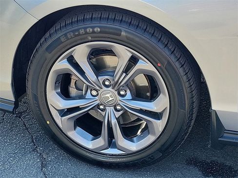 Used 2023 Honda Accord EX image 25