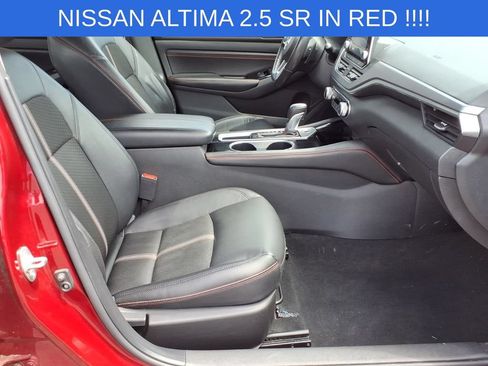 Used 2023 Nissan Altima 2.5 SR FWD image 8