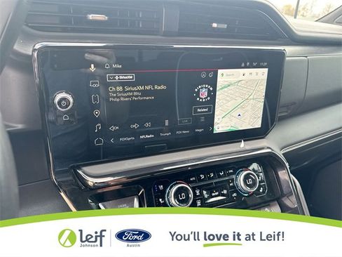 Used 2024 GMC Sierra 2500 AT4X image 16