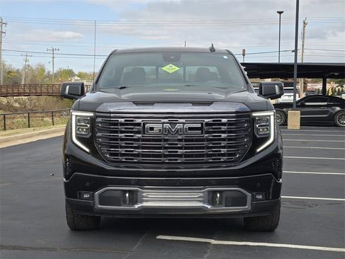 Used 2024 GMC Sierra 1500 Denali Ultimate image 2