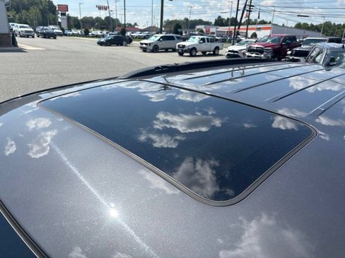 Used 2024 Dodge Durango GT AWD/4WD image 11