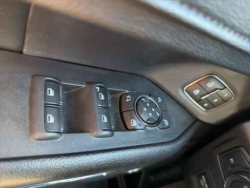 Used 2019 Ford Expedition Max XLT w/ Equipment Group 202A RWD image 32