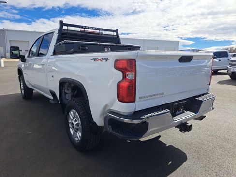 Used 2021 Chevrolet Silverado 2500 LT image 8