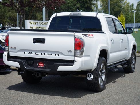 Used 2019 Toyota Tacoma Limited AWD/4WD image 6