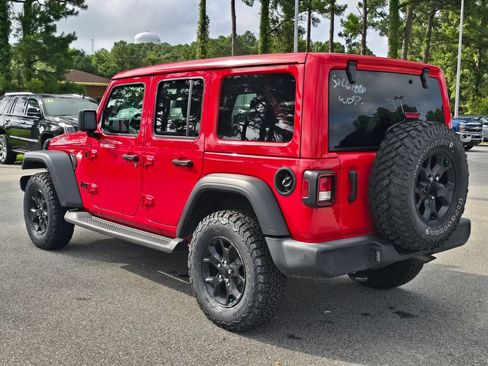 Used 2022 Jeep Wrangler Unlimited Sport AWD/4WD image 5