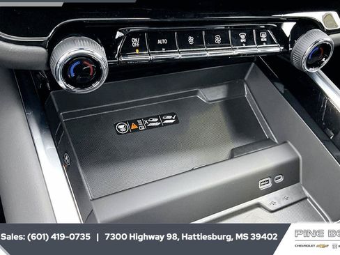 New 2026 Chevrolet Suburban RST w/ Comfort Package RWD image 24