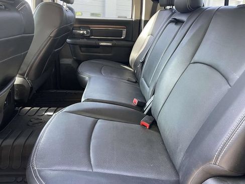 Used 2014 RAM 1500 Laramie w/ Convenience Group AWD/4WD image 12