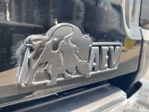 Used 2024 Chevrolet Colorado ZR2 w/ ZR2 Bison Edition AWD/4WD image 10