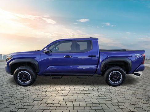 Used 2024 Toyota Tacoma TRD Off-Road w/ TRD Off Road Upgrade Package image 8