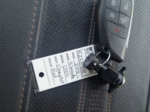 Used 2024 Chevrolet Silverado 1500 High Country w/ LPO, Dark Essentials Package image 34