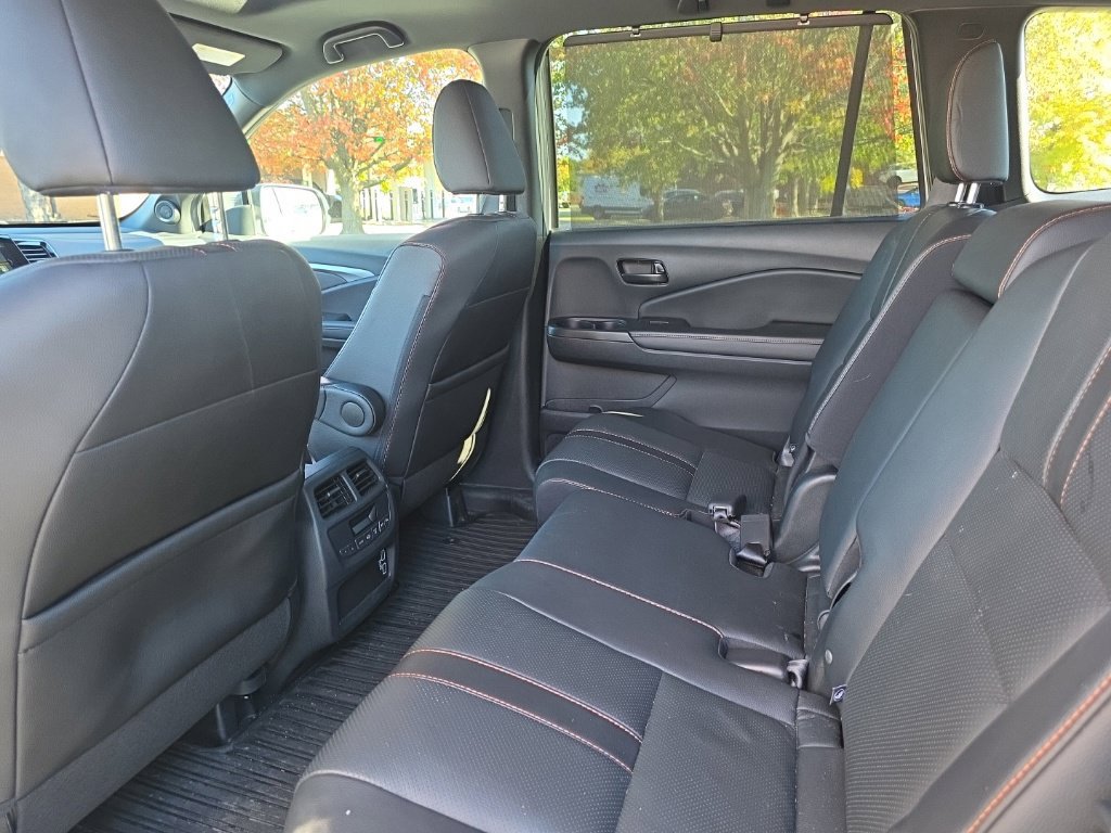 Used 2022 Honda Pilot TrailSport image 27