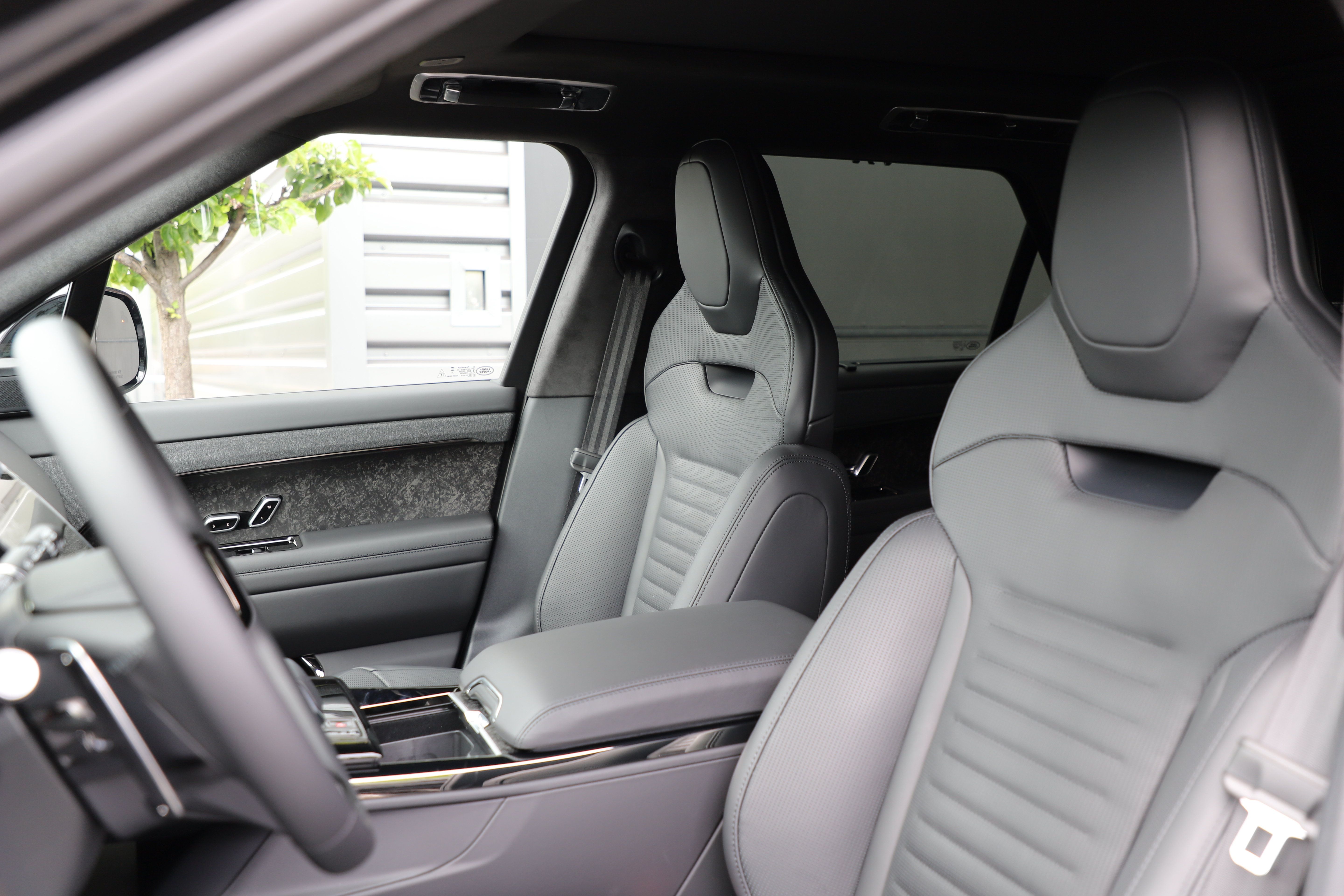 New 2026 Land Rover Range Rover Sport Autobiography AWD/4WD image 17