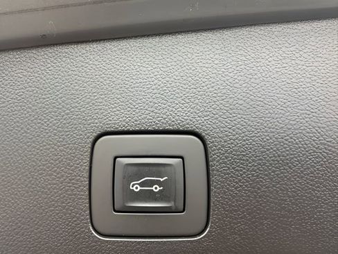 Used 2022 Buick Encore GX Select w/ Sport Touring Package FWD image 10